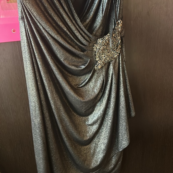 Calvin Klein dress size 12 nice color gun metal black metallic  cleaver cleavage - Picture 13 of 17